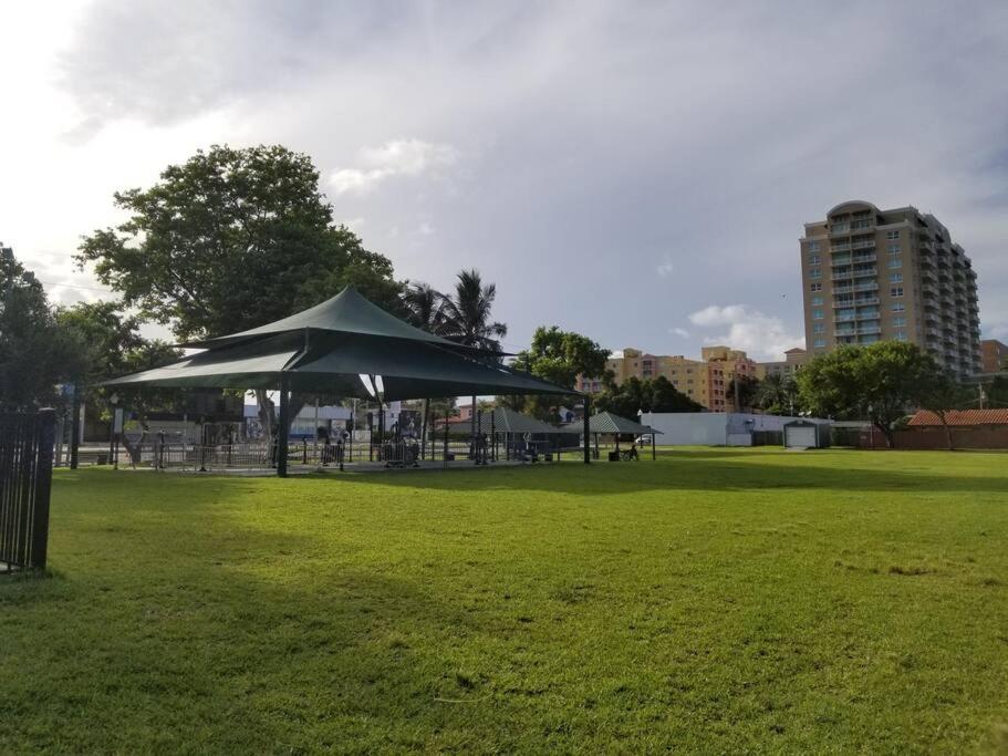 My Lovely Home In Miami 15 Minutes From The Beach Exterior foto